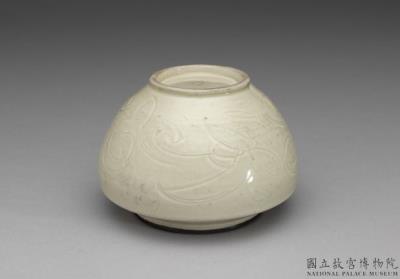 图片[3]-Jar with incised daylily design, Ding ware, Northern Song dynasty, 11th-12th century-China Archive